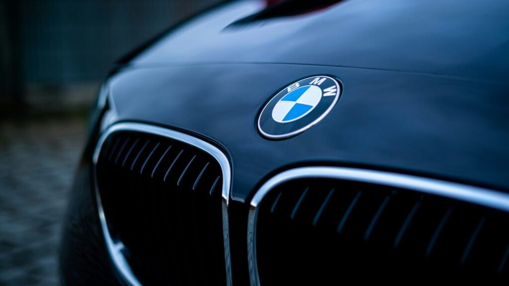 BMW-Logo-3-2048x1152